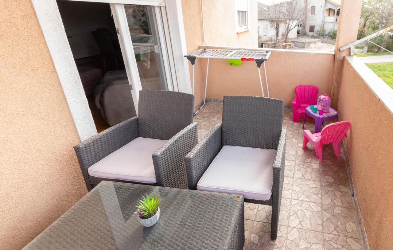 Modern Apartment Sara-Near The Beach Privlaka  Exteriér fotografie