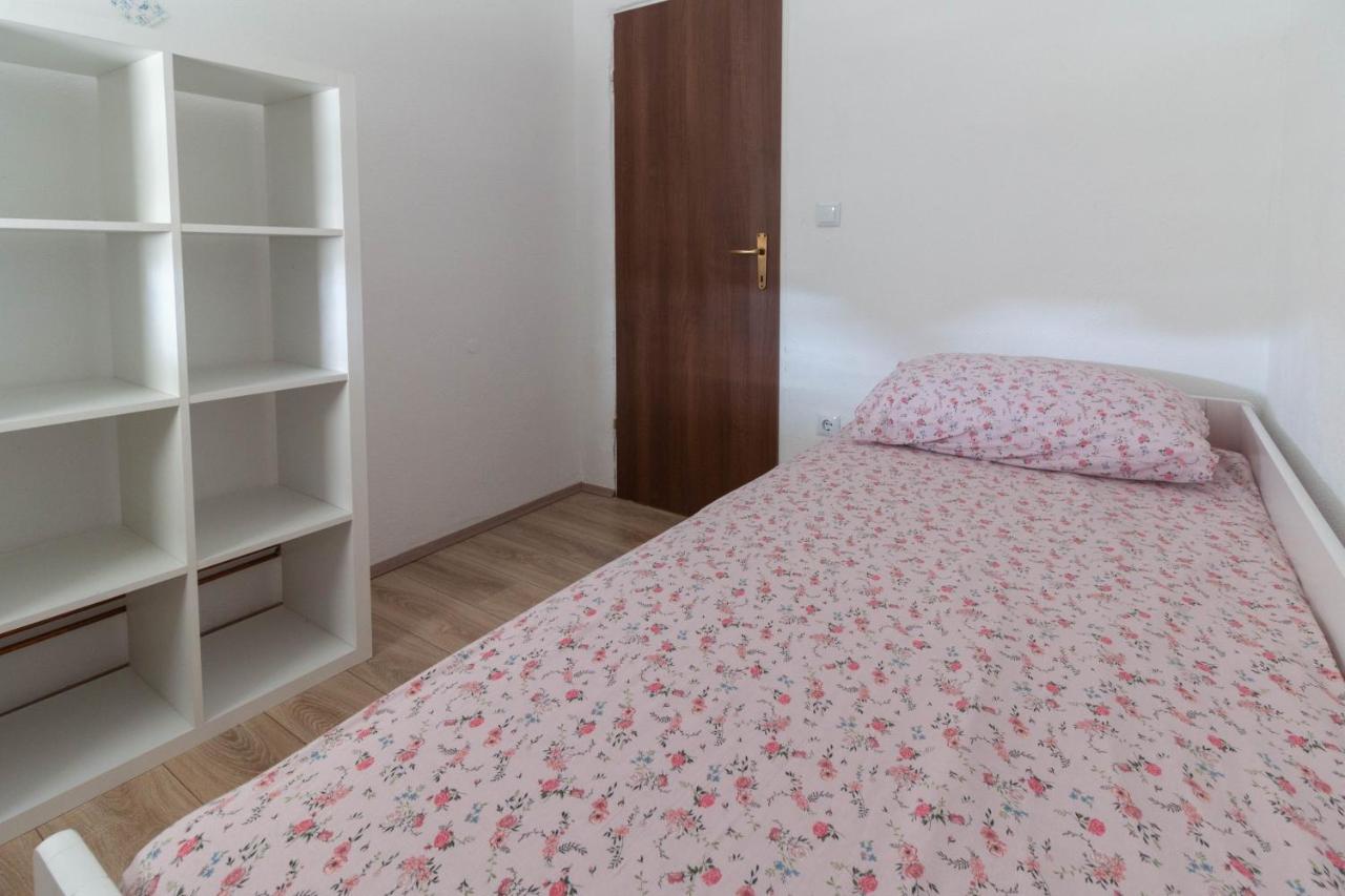 Modern Apartment Sara-Near The Beach Privlaka  Exteriér fotografie
