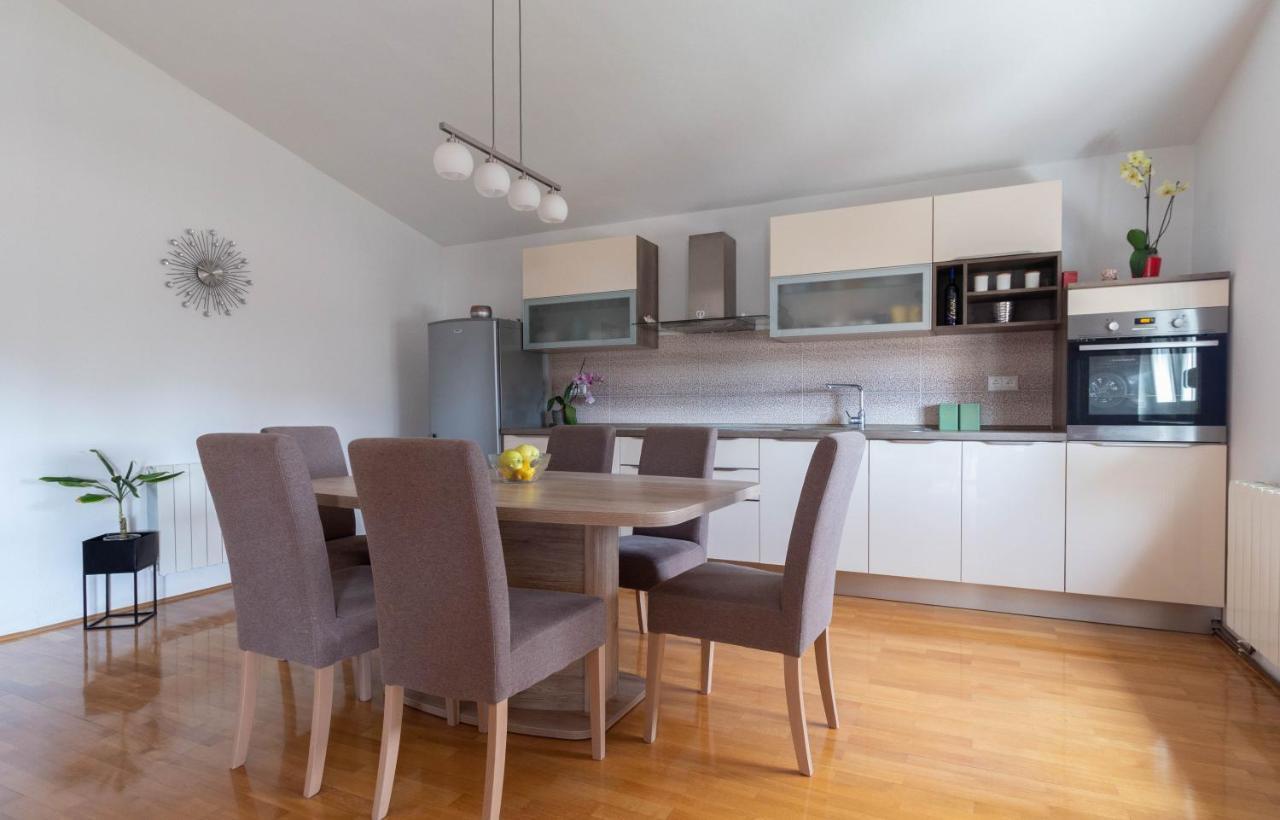 Modern Apartment Sara-Near The Beach Privlaka  Exteriér fotografie